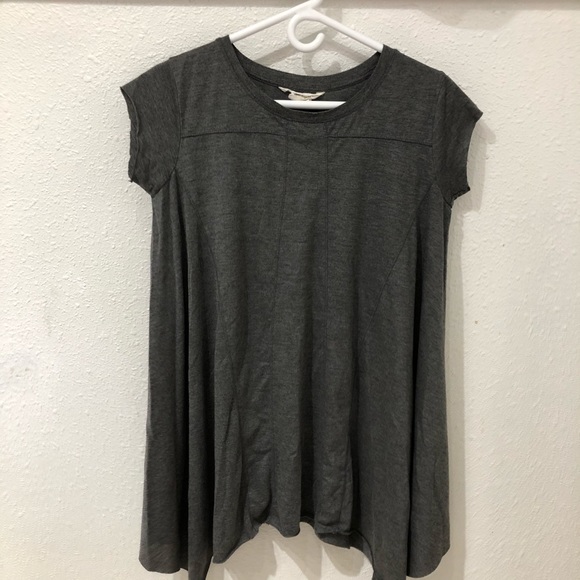 Very Flowy T-Shirt - Picture 2 of 5